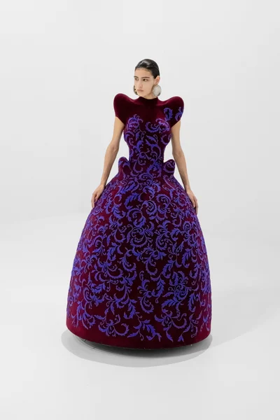 Look 11